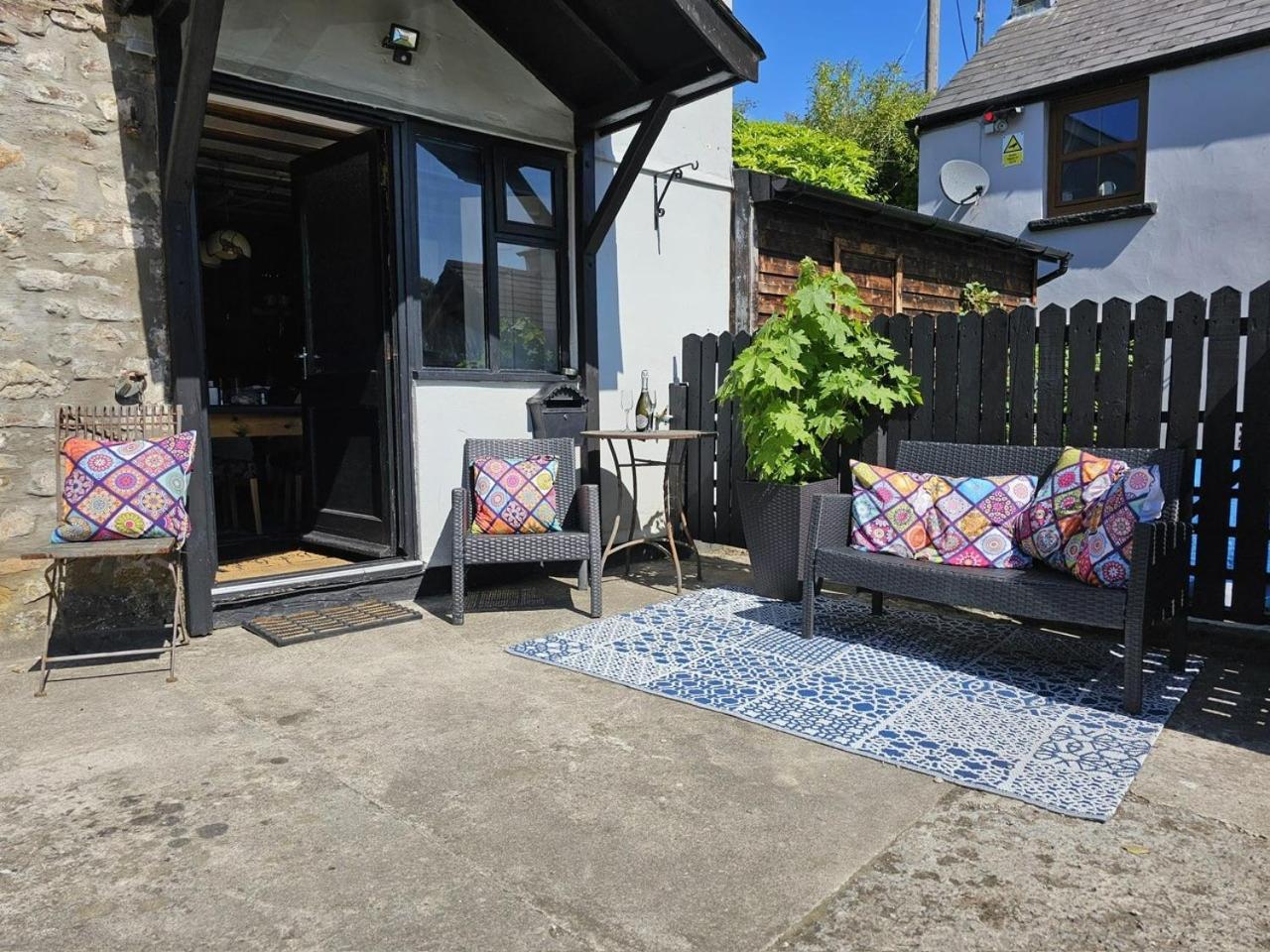 The Cottage Govilon Buitenkant foto